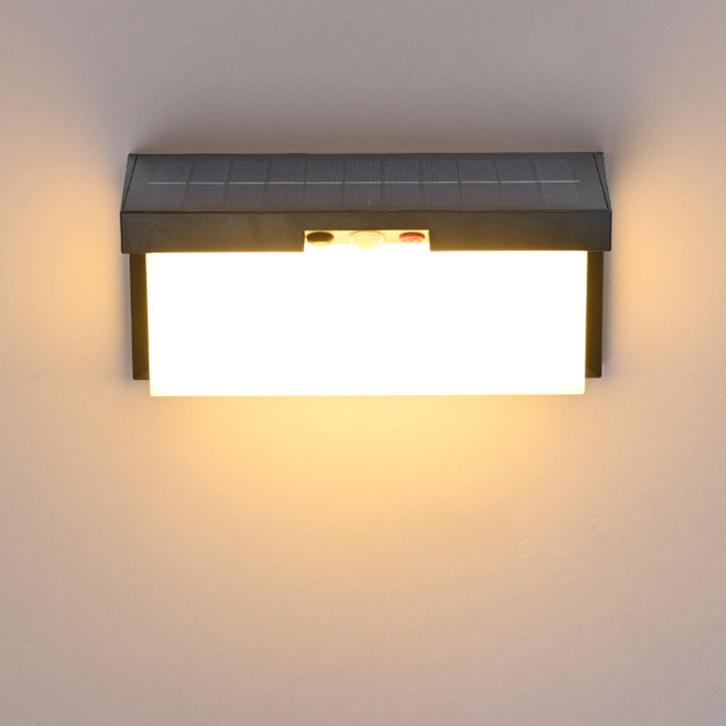 Moderne minimalistiske sol- og vanntette plast- og PC-rektangulære LED-vegglampe for utendørs, patio og hage | Luvikno