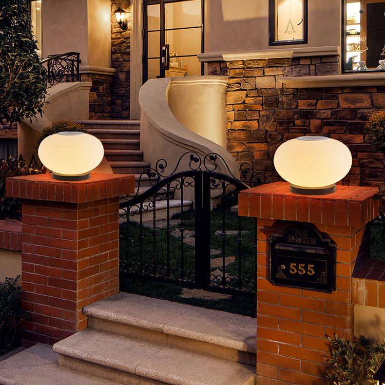 Moderne Minimalistisk PE Oval LED Sol & Vanntett Utebelysning For Hage & Terrasse | Luvikno