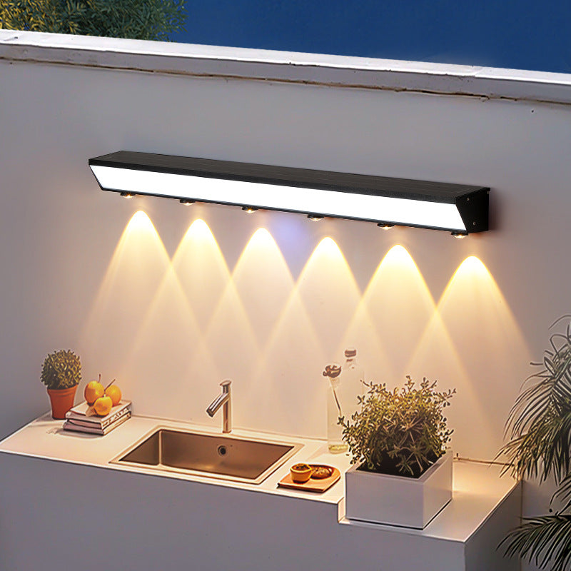 Moderne minimalistiske solenergi vanntett bevegelsessensor akryl aluminium og rustfritt stål rektangulær LED vegglampe for utendørs patio | Luvikno