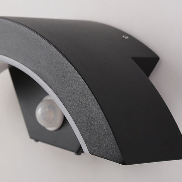 Moderne minimalistisk buet aluminium akryl LED vegglampe for hage | Luvikno