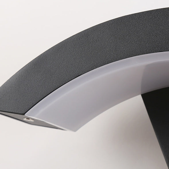 Moderne minimalistisk buet aluminium akryl LED vegglampe for hage | Luvikno
