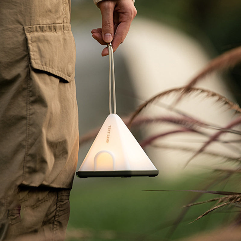 Moderne Kreativ Teltform Trekant ABS PP LED Utendørs Lys For Utendørs Patio | Luvikno