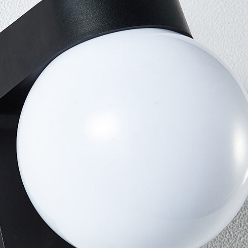 Moderne Enkelhet Vanntett Orb Polykarbonat Akryl 1-Lys Vegglampe For Utendørs Patio | Luvikno