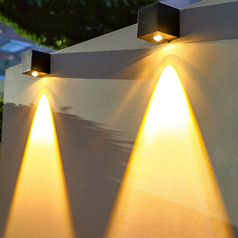 Moderne minimaliste kube plastisk solenergi LED vegglampe for hagen | Luvikno