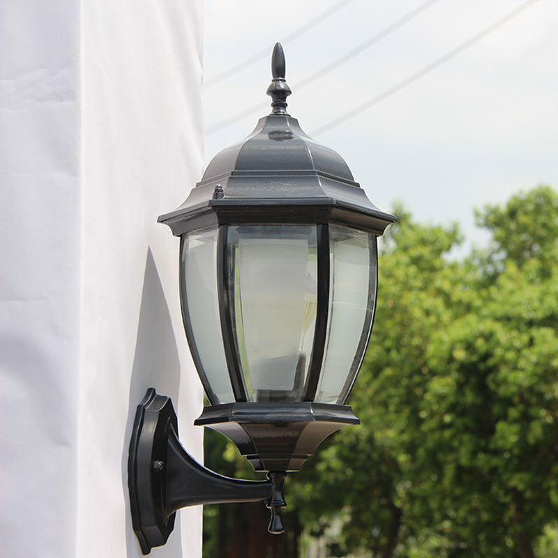 Samtidig Retro Vanntett Hexagonal Bur Aluminium Frostet Klart Glass 1-Lykt Vegglampe For Ute Patio | Luvikno