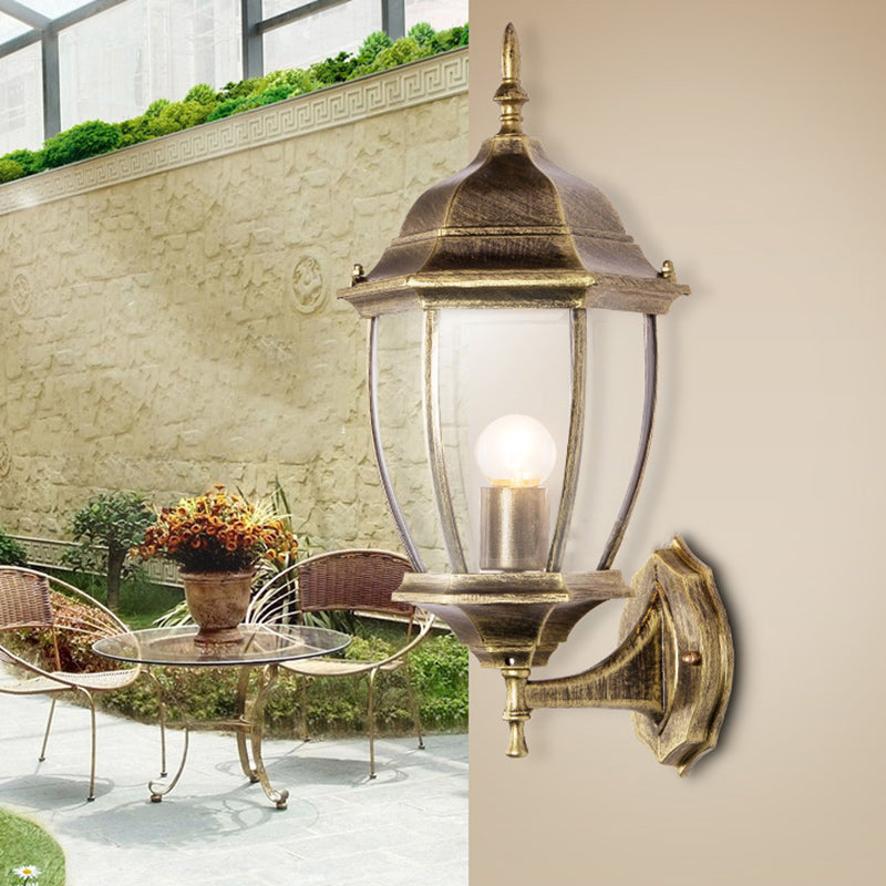 Samtidig Retro Vanntett Hexagonal Bur Aluminium Frostet Klart Glass 1-Lykt Vegglampe For Ute Patio | Luvikno