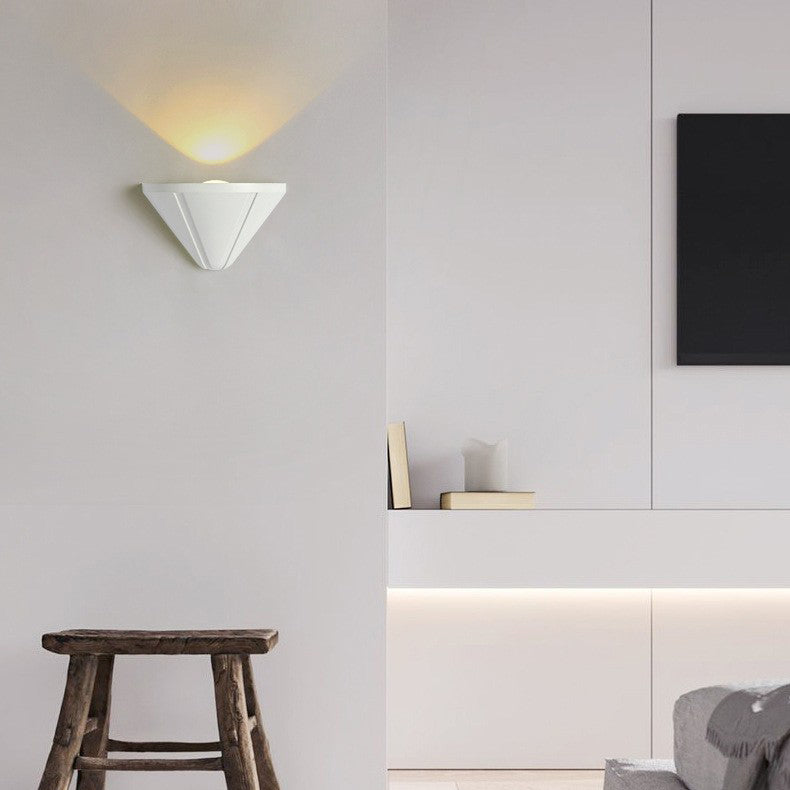 Moderne Minimalistisk Vanntett Trekant Halvsirkel Støpt Aluminium PC LED Vegglampe For Utendørs Patio | Luvikno