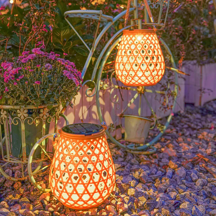 Tradisjonell kinesisk solfylt vanntett oval rund hul mesh ABS LED utendørs landskapslys for hage | Luvikno
