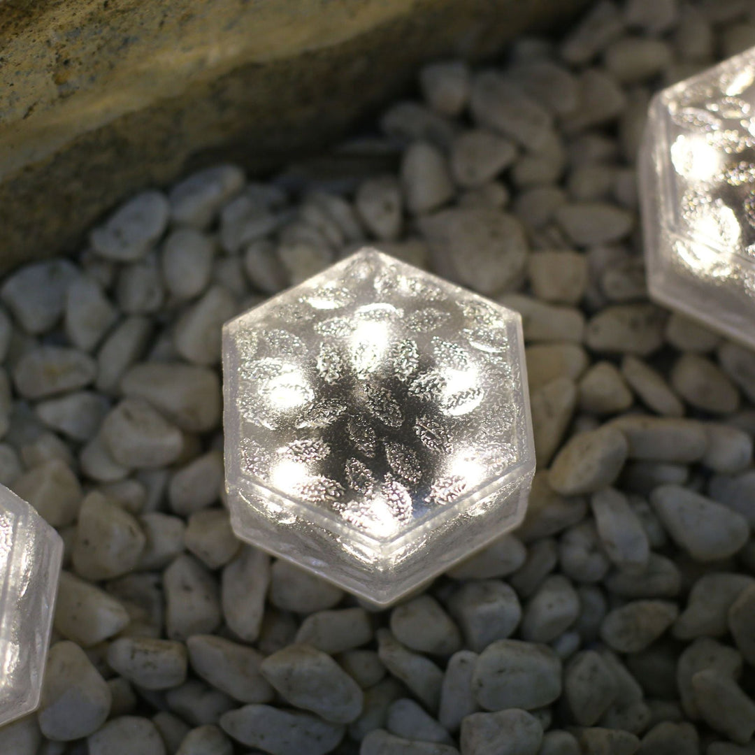 Moderne minimalistisk solarpanel vanntett hexagonal isflis ABS PVC LED plengelampe for utendørs terrasse | Luvikno