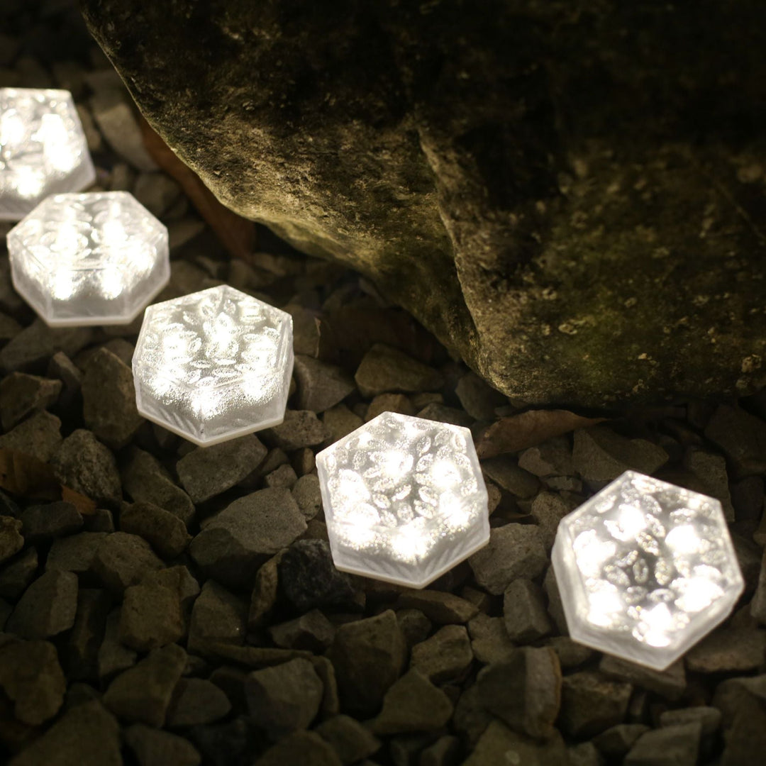 Moderne minimalistisk solarpanel vanntett hexagonal isflis ABS PVC LED plengelampe for utendørs terrasse | Luvikno