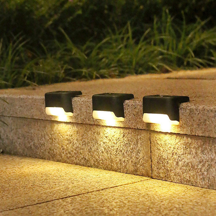 Moderne Industriell PP Firkantet Vanntett LED Solutend Step Light For Hage | Luvikno