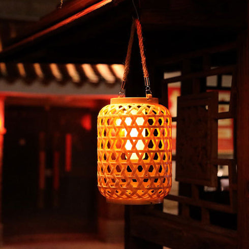 Moderne Art Deco Sol Vannbestandig Imitert Rattan Vevet Lantern Sylinderisk Plast LED Utendørs Lys For Hage | Luvikno