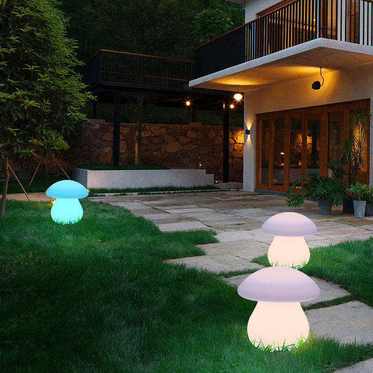 Moderne Kreativ Solar Vanntett Soppform PE LED Utendørs Lys For Patio | Luvikno