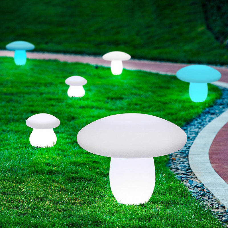 Moderne Kreativ Solar Vanntett Soppform PE LED Utendørs Lys For Patio | Luvikno