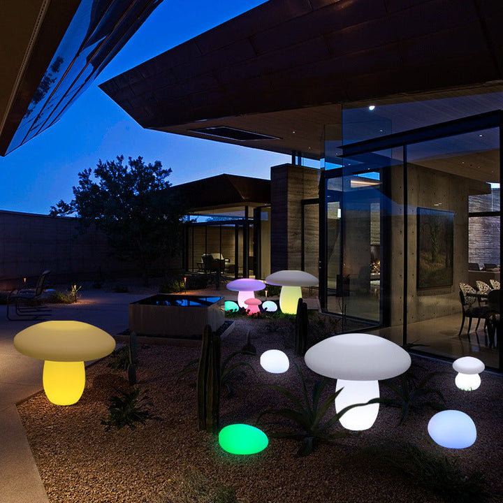 Moderne Kreativ Solar Vanntett Soppform PE LED Utendørs Lys For Patio | Luvikno
