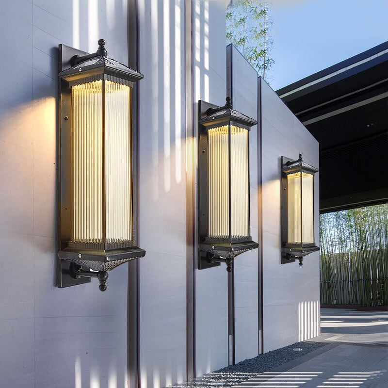 Tradisjonell kinesisk vanntett rektangulær glassmetall 1-lampe vegglampe for utendørs patio | Luvikno