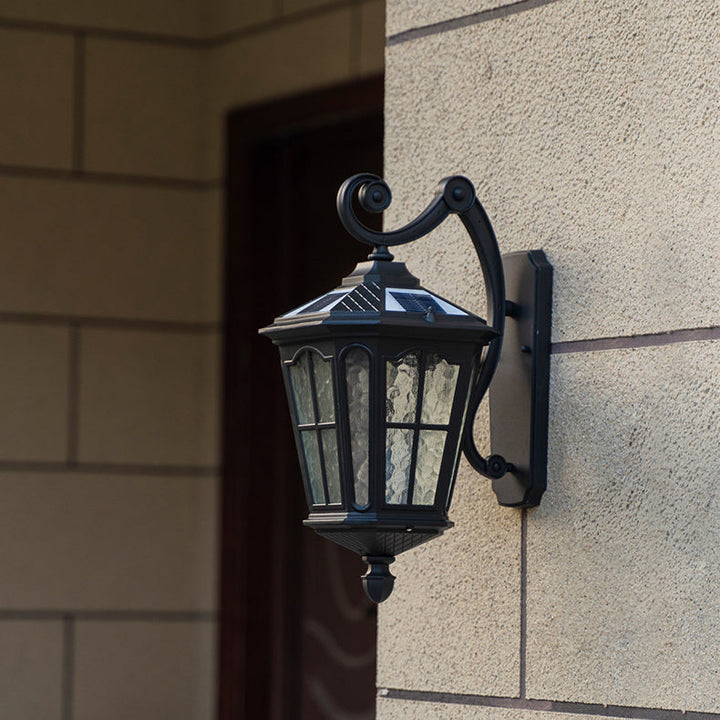 Tradisjonell europeisk lanterne vanntett aluminium glass 1-lys vegglampe for utendørs patio | Luvikno
