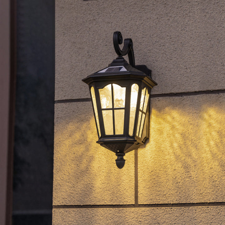 Tradisjonell europeisk lanterne vanntett aluminium glass 1-lys vegglampe for utendørs patio | Luvikno