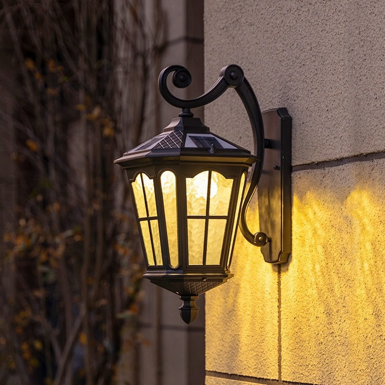 Tradisjonell europeisk lanterne vanntett aluminium glass 1-lys vegglampe for utendørs patio | Luvikno