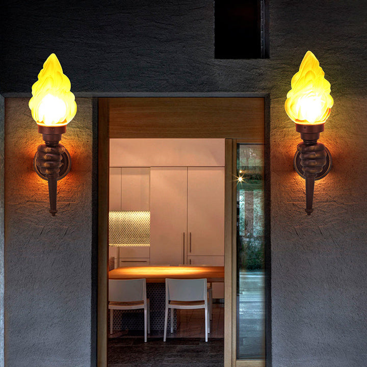 Tradisjonell Vintage Fakelbærer Form Glass Aluminium 1-Lys Vegglampe For Utendørs Patio | Luvikno