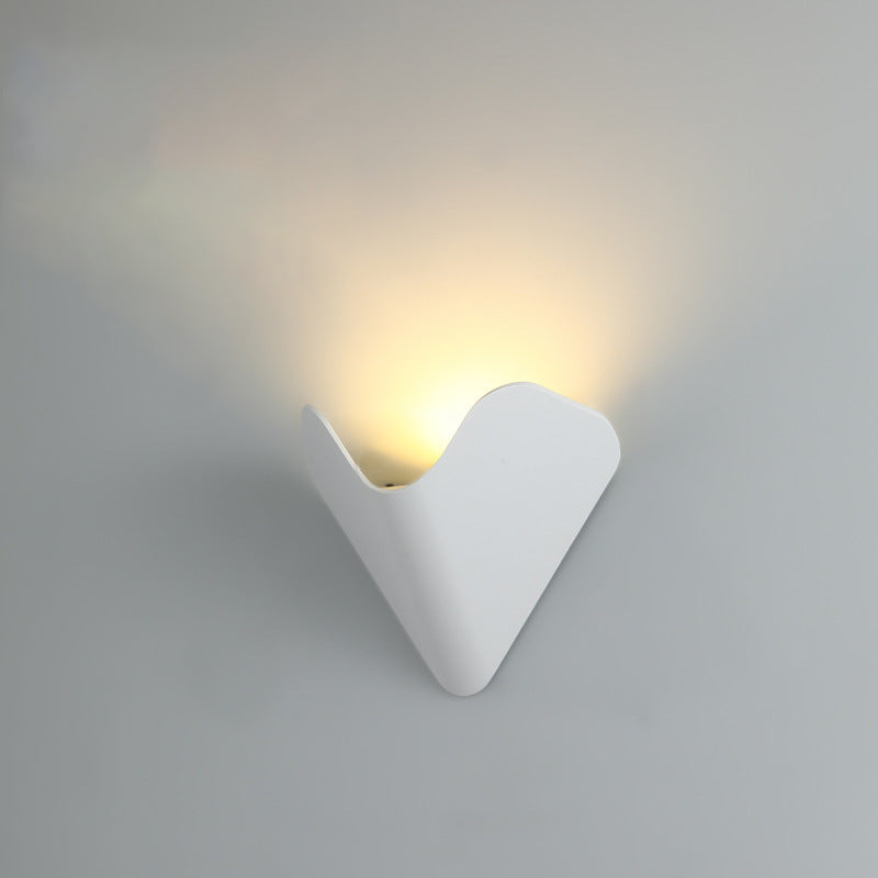 Moderne Minimalistisk Trekant Fuglerede Halv Sirkel Vanntett Aluminium LED Vegglampe For Utendørs Patio | Luvikno