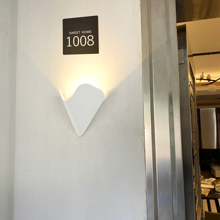 Moderne Minimalistisk Trekant Fuglerede Halv Sirkel Vanntett Aluminium LED Vegglampe For Utendørs Patio | Luvikno