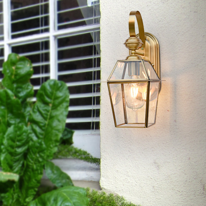 Moderne nordisk sekskantet klokke vanntett glass messing 1-lyskilde vegglampe for utendørs terrasse | Luvikno