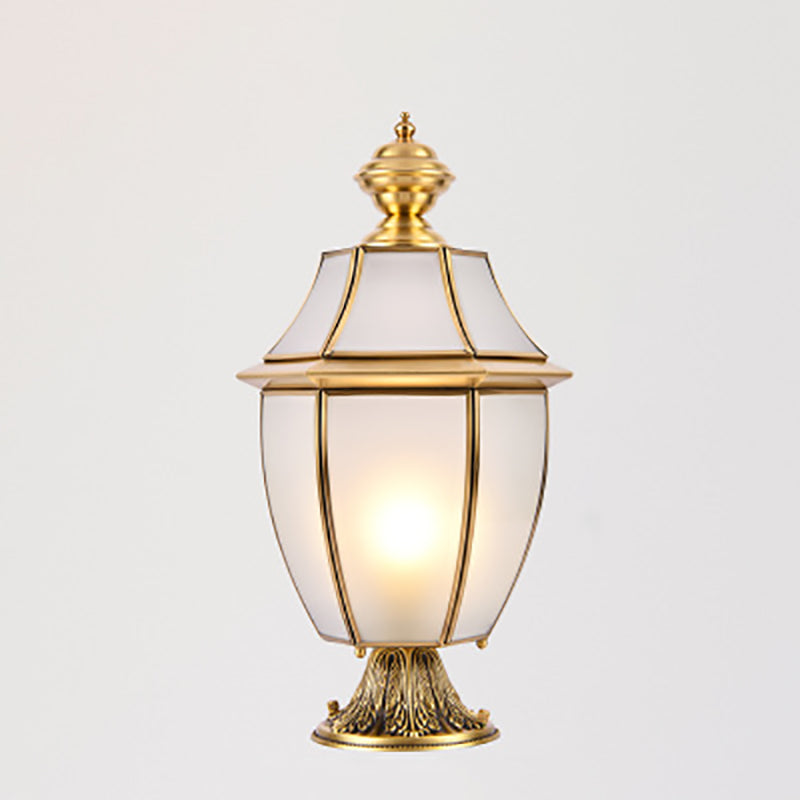 Moderne skandinavisk heksagonal klokke glass messing 1-lys utendørslampe for uteplass | Luvikno