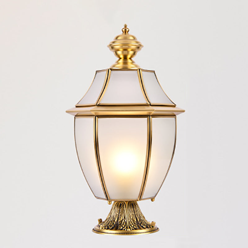 Moderne skandinavisk heksagonal klokke glass messing 1-lys utendørslampe for uteplass | Luvikno