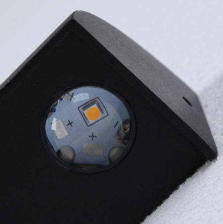 Moderne Enkelthet Vanntett Buet Sylinderformet Aluminium PC LED Vegglampe For Utendørs Terrasse | Luvikno