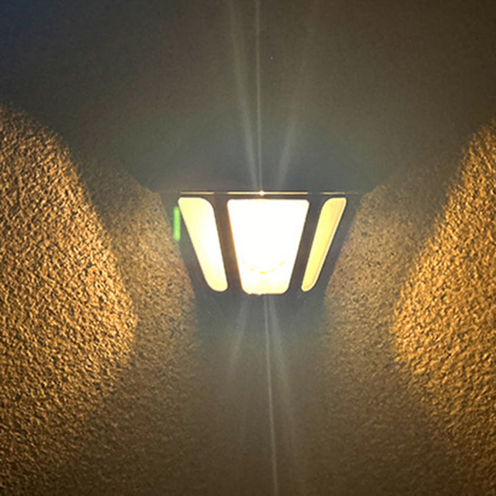 Samtidig Retro Sol Vannavstøtende ABS Fyrtårn LED Vegglampe For Utendørs Patios | Luvikno