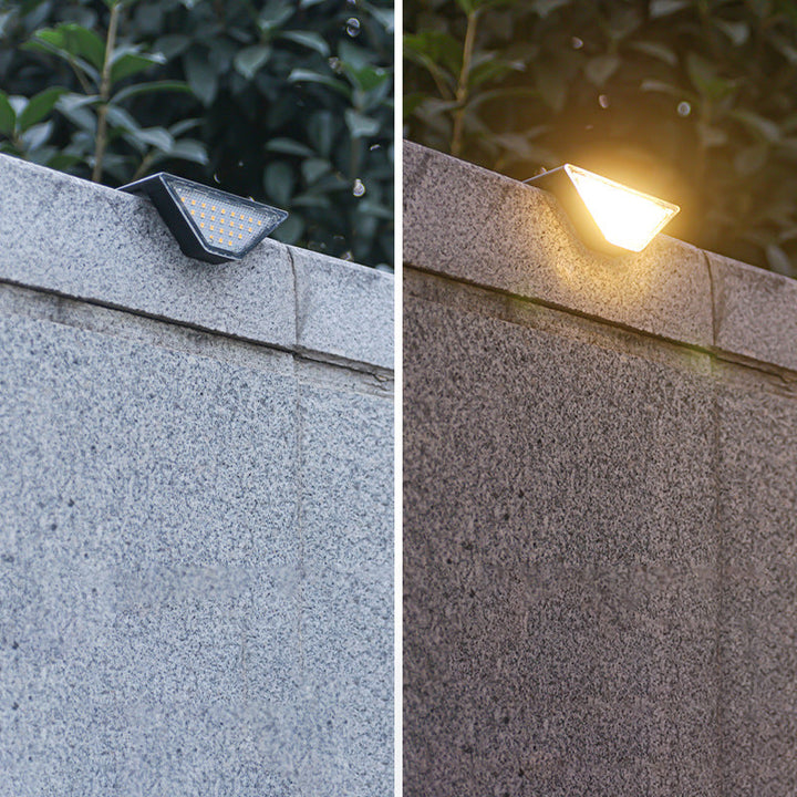 Moderne Enkelhet Sol Vannavstøtende ABS PS Triangel LED Landskapsbelysning Utendørs Lys For Utendørs Terrasse | Luvikno