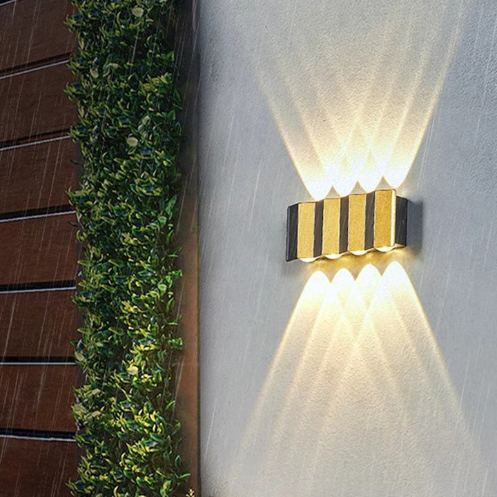 Moderne Enkelhet Vanntett Aluminium Rektangulær Bøyd Opp Og Ned LED Vegglampe For Utendørs Patio | Luvikno