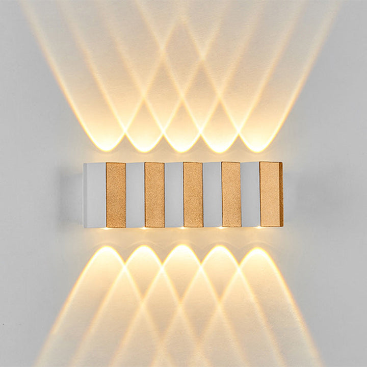 Moderne Enkelhet Vanntett Aluminium Rektangulær Bøyd Opp Og Ned LED Vegglampe For Utendørs Patio | Luvikno