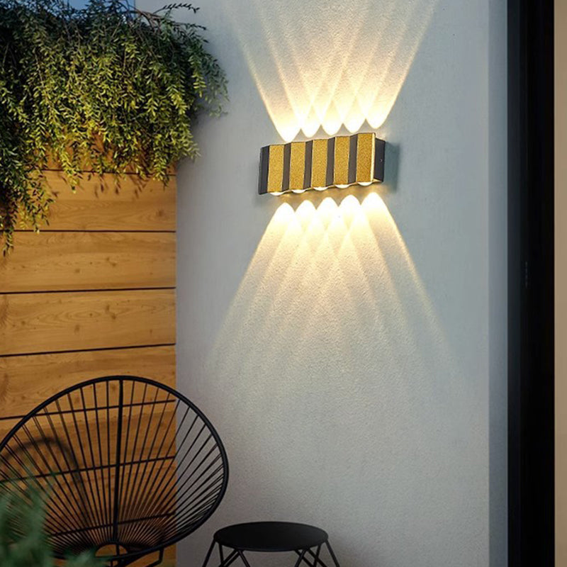 Moderne Enkelhet Vanntett Aluminium Rektangulær Bøyd Opp Og Ned LED Vegglampe For Utendørs Patio | Luvikno