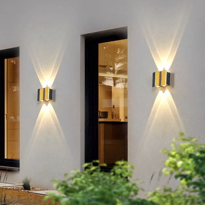 Moderne Enkelhet Vanntett Aluminium Rektangulær Bøyd Opp Og Ned LED Vegglampe For Utendørs Patio | Luvikno