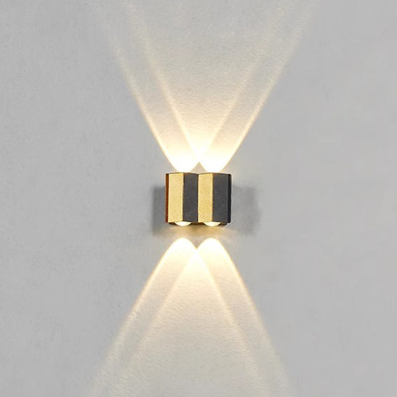 Moderne Enkelhet Vanntett Aluminium Rektangulær Bøyd Opp Og Ned LED Vegglampe For Utendørs Patio | Luvikno