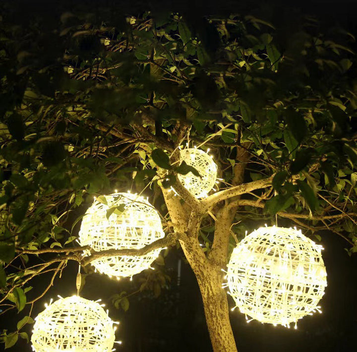 Moderne Art Deco Vanntett PVC Hengeball Dekorasjon LED Utendørs Pendellampe Utendørs Lys For Hage | Luvikno