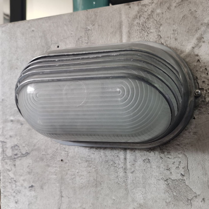 Moderne Industriell Vanntett Aluminiums Glass Frosted Oval Stripet 1-Lys Vegglampe For Utendørs Terrasse | Luvikno