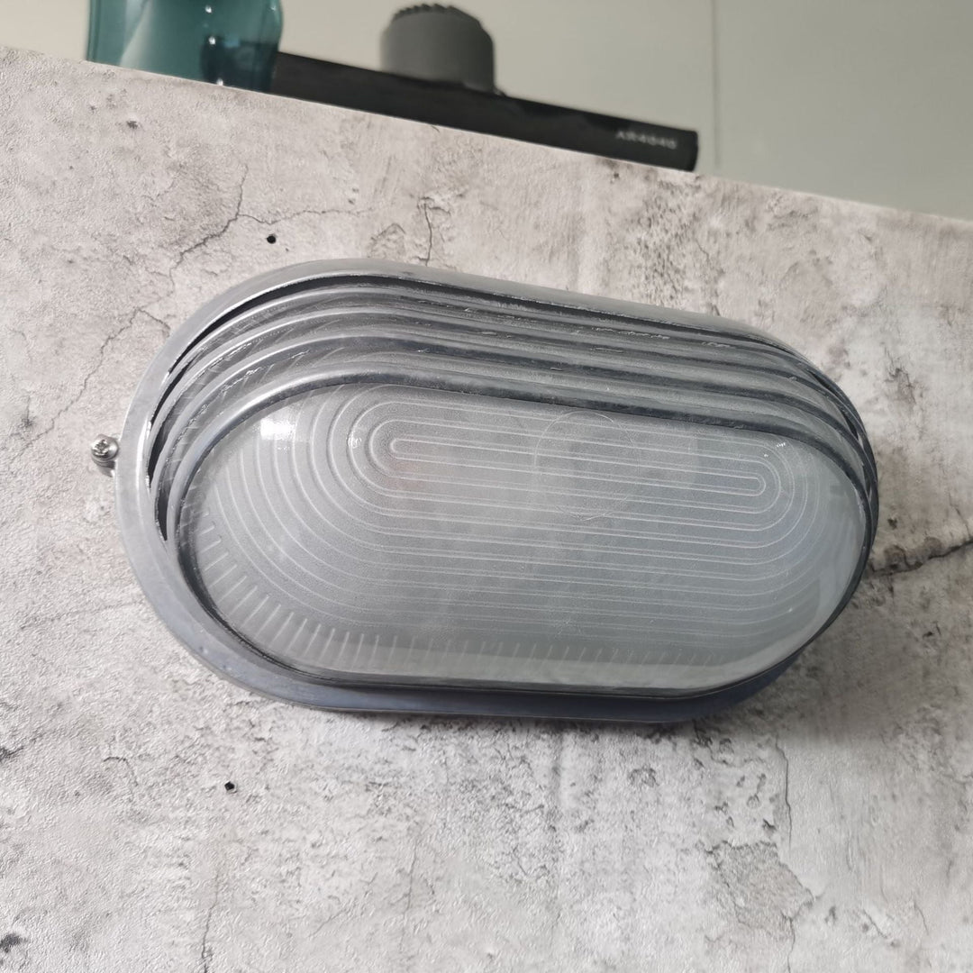 Moderne Industriell Vanntett Aluminiums Glass Frosted Oval Stripet 1-Lys Vegglampe For Utendørs Terrasse | Luvikno