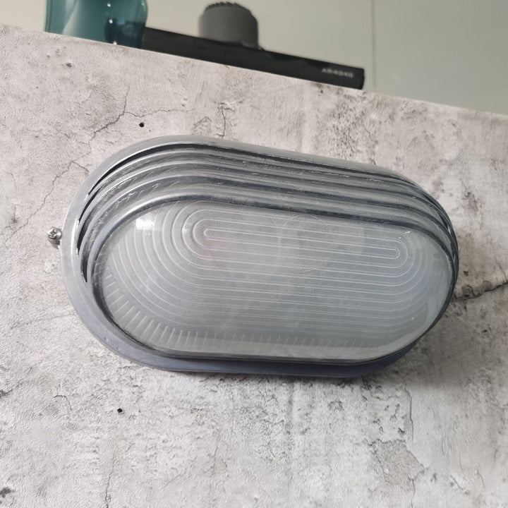 Moderne Industriell Vanntett Aluminiums Glass Frosted Oval Stripet 1-Lys Vegglampe For Utendørs Terrasse | Luvikno