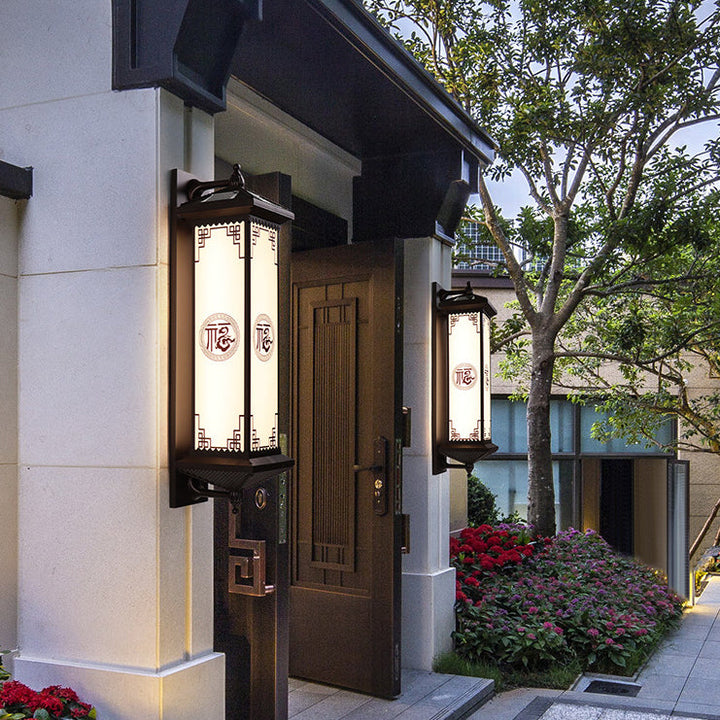 Tradisjonell kinesisk solenergi vanntett ABS aluminium glass rektangulær lykke velstand mønster LED vegglampe for utendørs terrasse | Luvikno