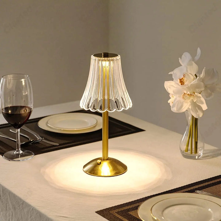 Trådlampe med krystaldekor og dimbar belysning - GlamLight | Luvikno