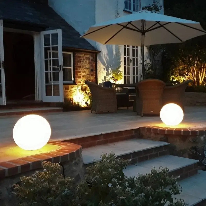 Flerfarget LED kule hage lampe med fjernkontroll | Luvikno