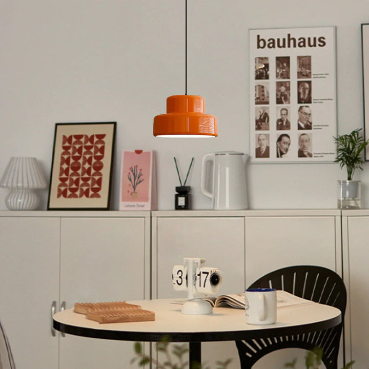 Luvikno | Bauhaus Glow Light - Fortryllende oransje pendellampe til spisestuen