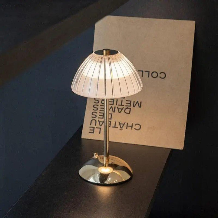 Beacon - LED Krystall Nattbordslampe uten kabel | Luvikno