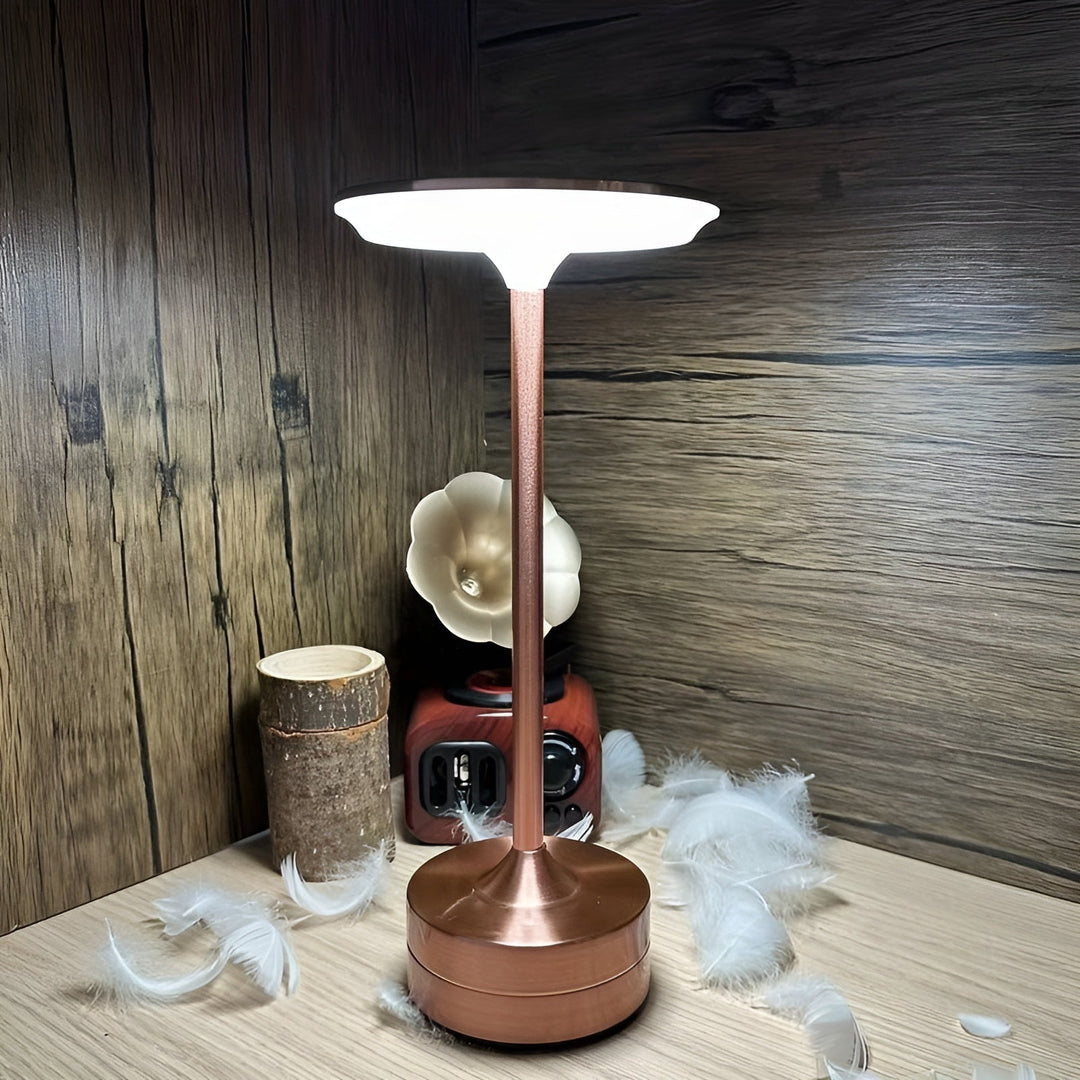 Luvikno | BeamEase Trådlampe med LED – Eleganse og Fleksibilitet i Ett