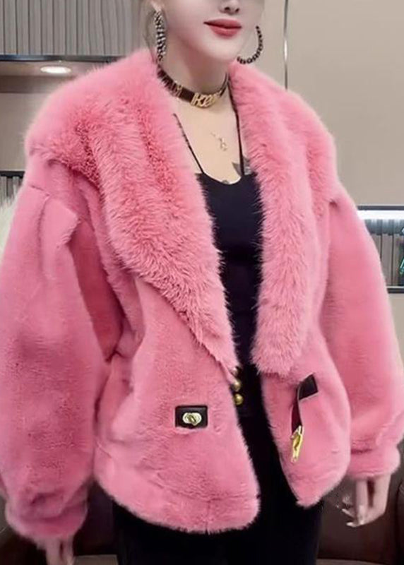 Luvik | Nahkatakit ja turkit oranssipäällysteisellä talvikynällä