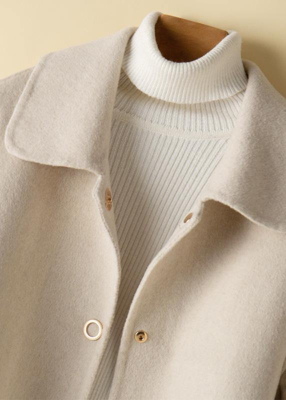 Luvik | beige tunika muoti kuvio suunnittelu Peter Pan kauluksella villakangastakit