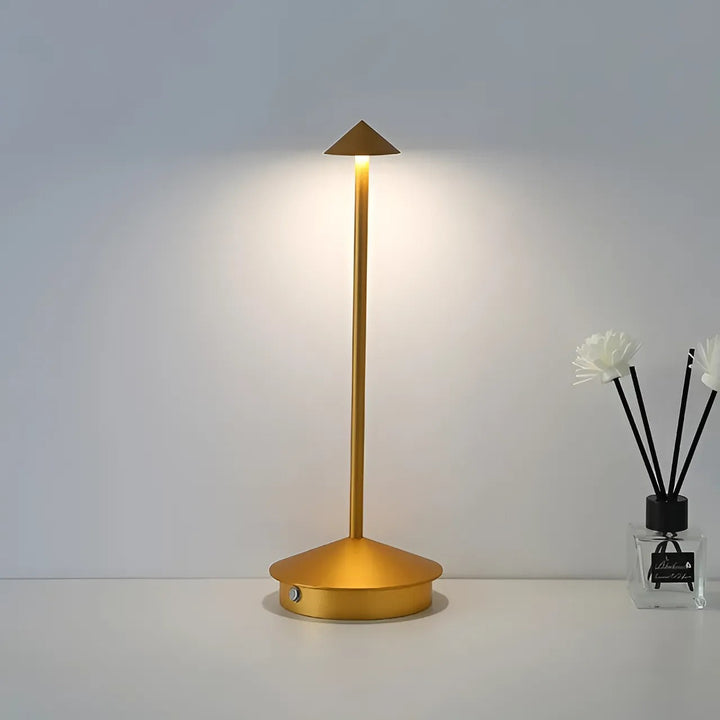 Shanghai Modern Bordlampe - Elegant Svensk Design Stil | Luvikno